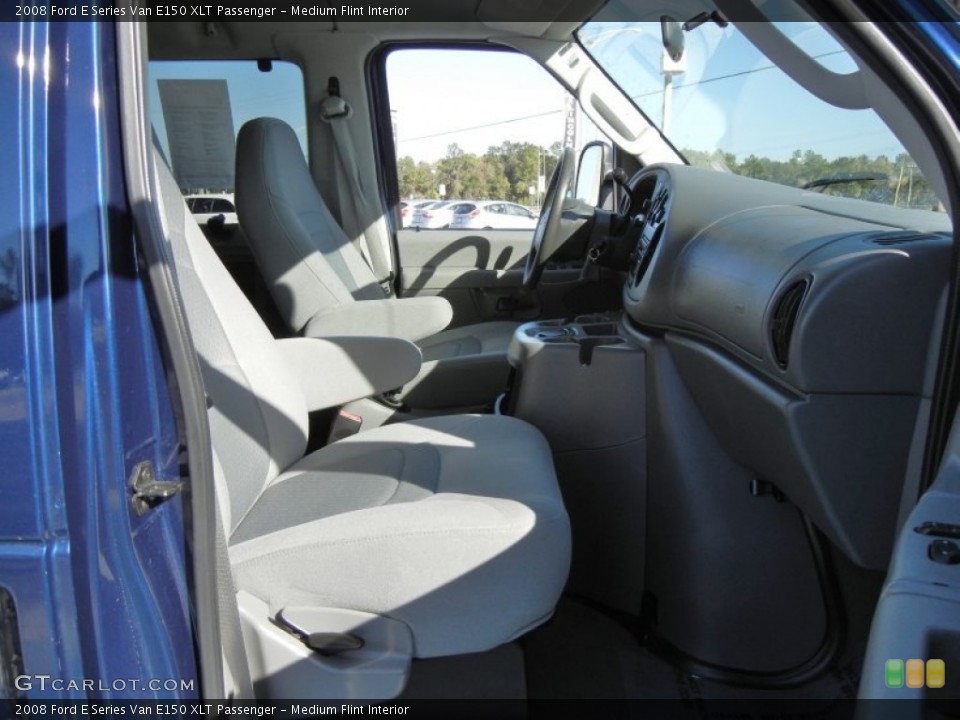 Medium Flint Interior Photo for the 2008 Ford E Series Van E150 XLT Passenger #57091733