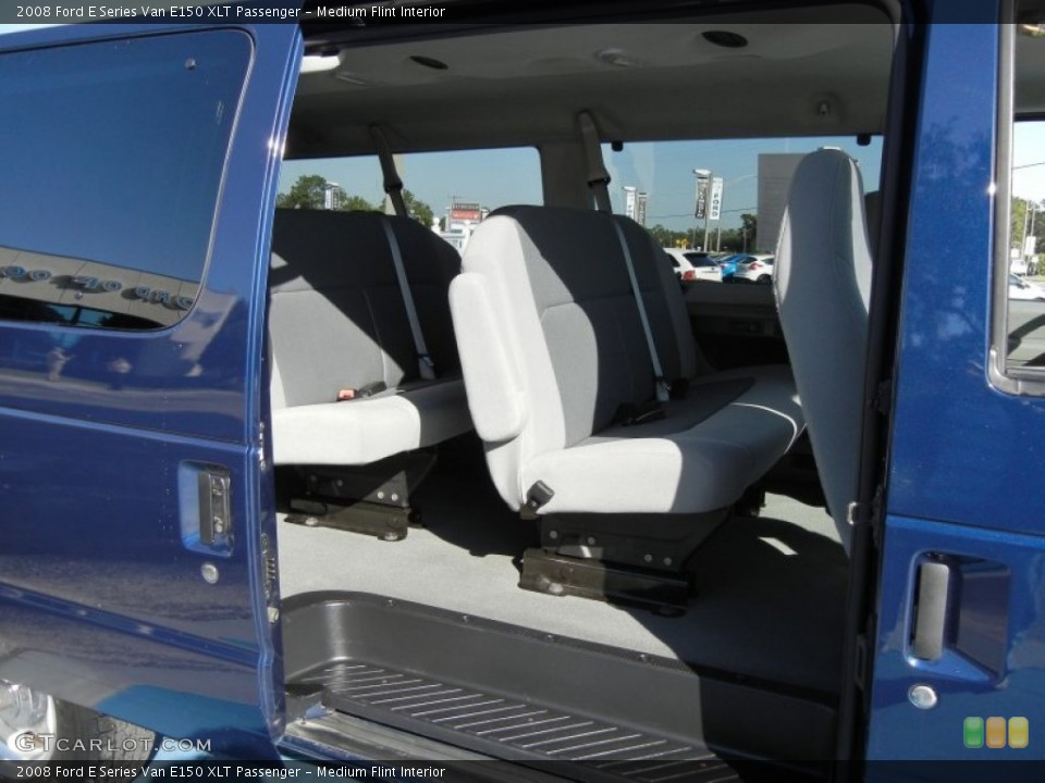 Medium Flint Interior Photo for the 2008 Ford E Series Van E150 XLT Passenger #57091745