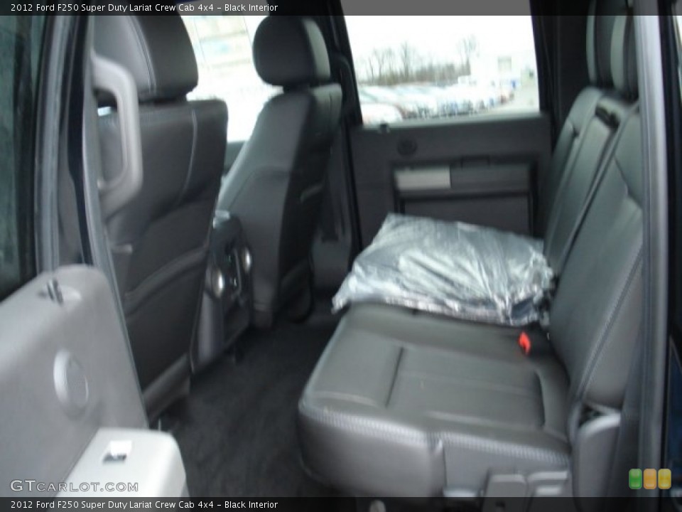 Black Interior Photo for the 2012 Ford F250 Super Duty Lariat Crew Cab 4x4 #57105394