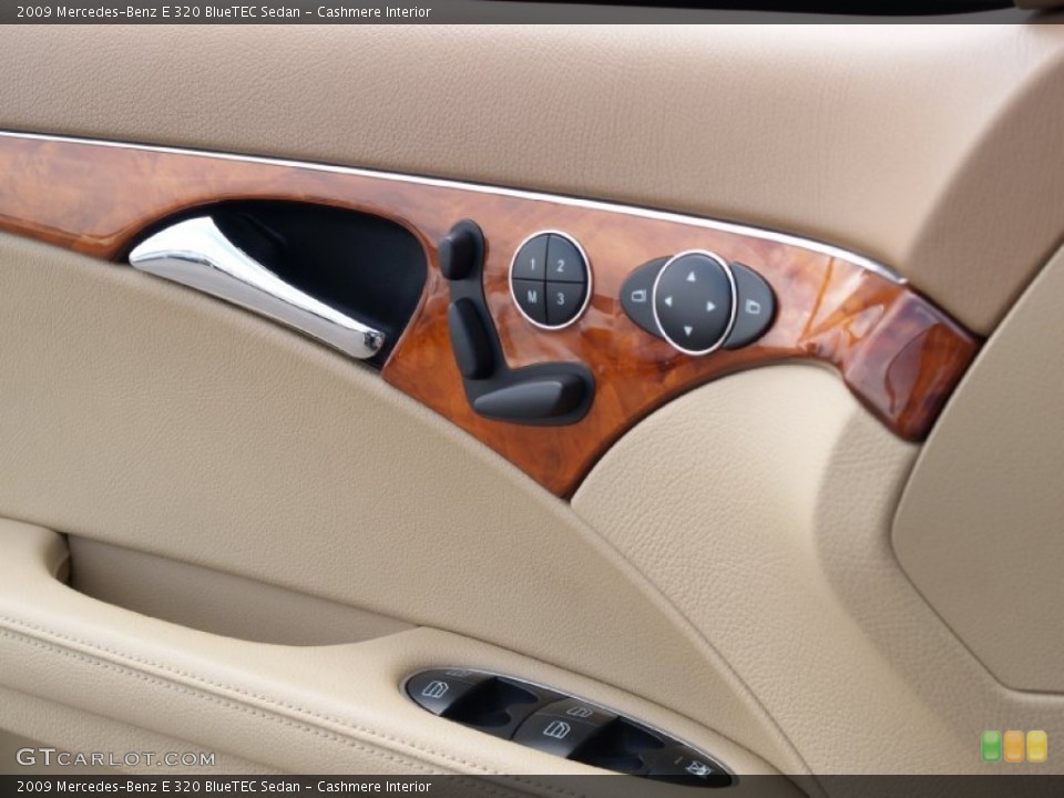 Cashmere Interior Controls for the 2009 Mercedes-Benz E 320 BlueTEC Sedan #57105398