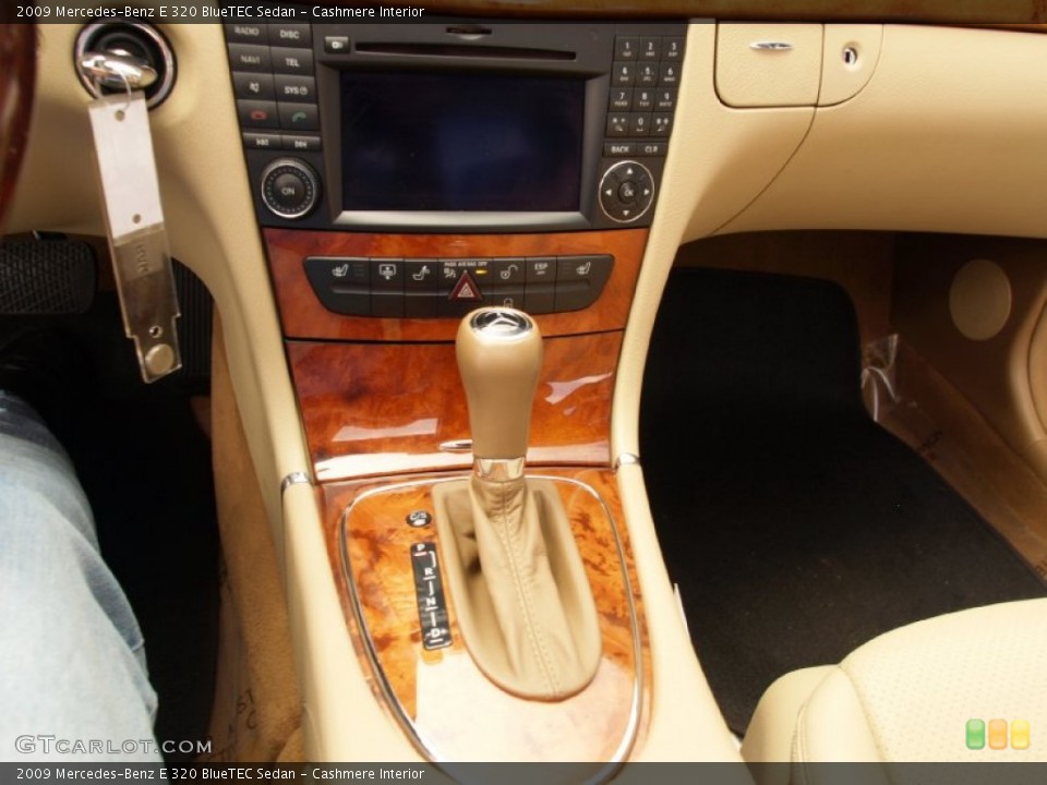 Cashmere Interior Transmission for the 2009 Mercedes-Benz E 320 BlueTEC Sedan #57105430