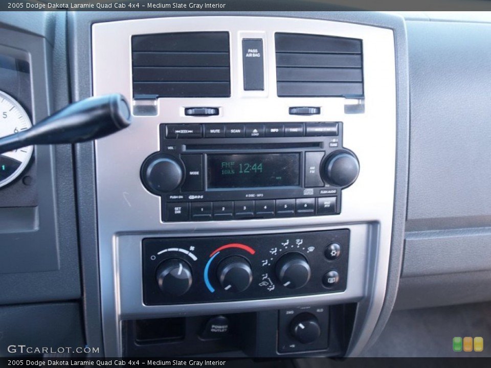 Medium Slate Gray Interior Audio System for the 2005 Dodge Dakota Laramie Quad Cab 4x4 #57110972