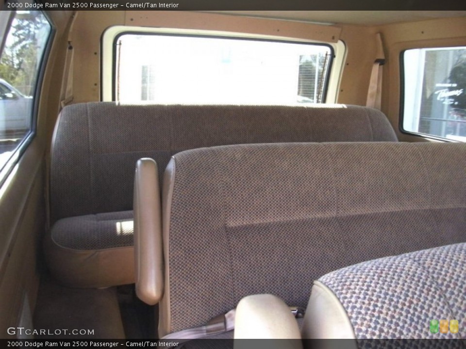 Camel/Tan Interior Photo for the 2000 Dodge Ram Van 2500 Passenger #57119500