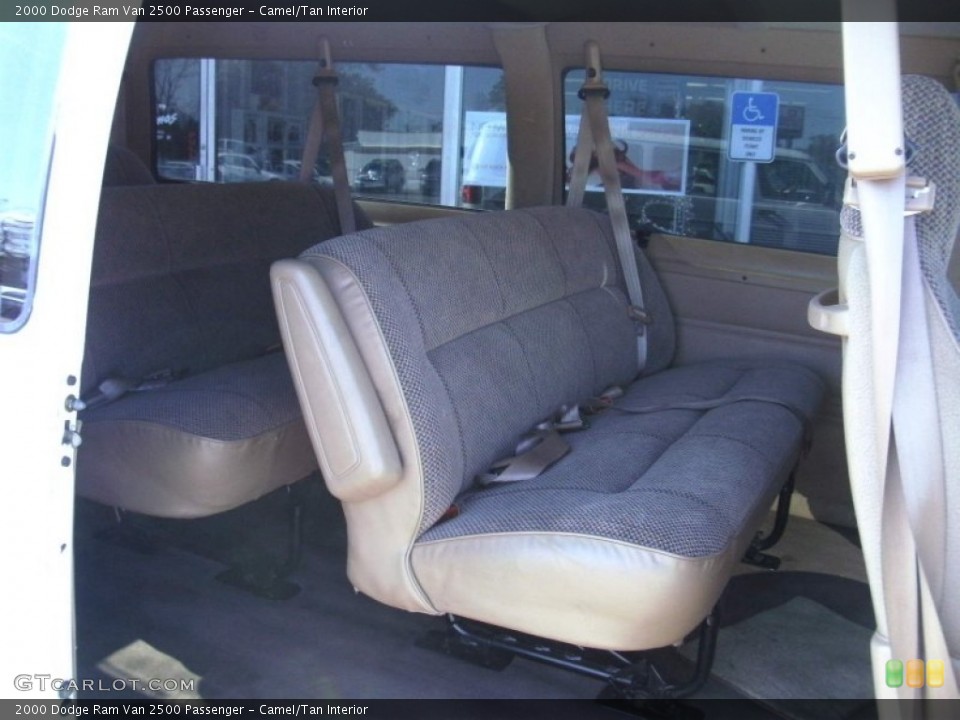 Camel/Tan Interior Photo for the 2000 Dodge Ram Van 2500 Passenger #57119509