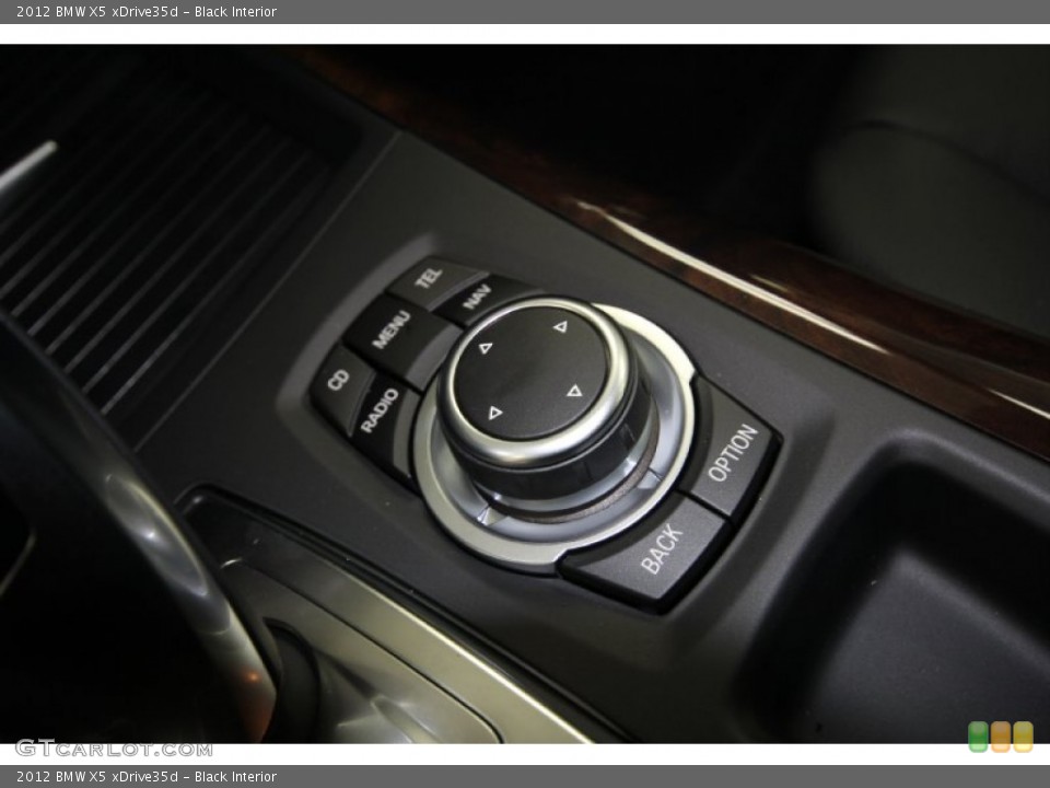 Black Interior Controls for the 2012 BMW X5 xDrive35d #57126337