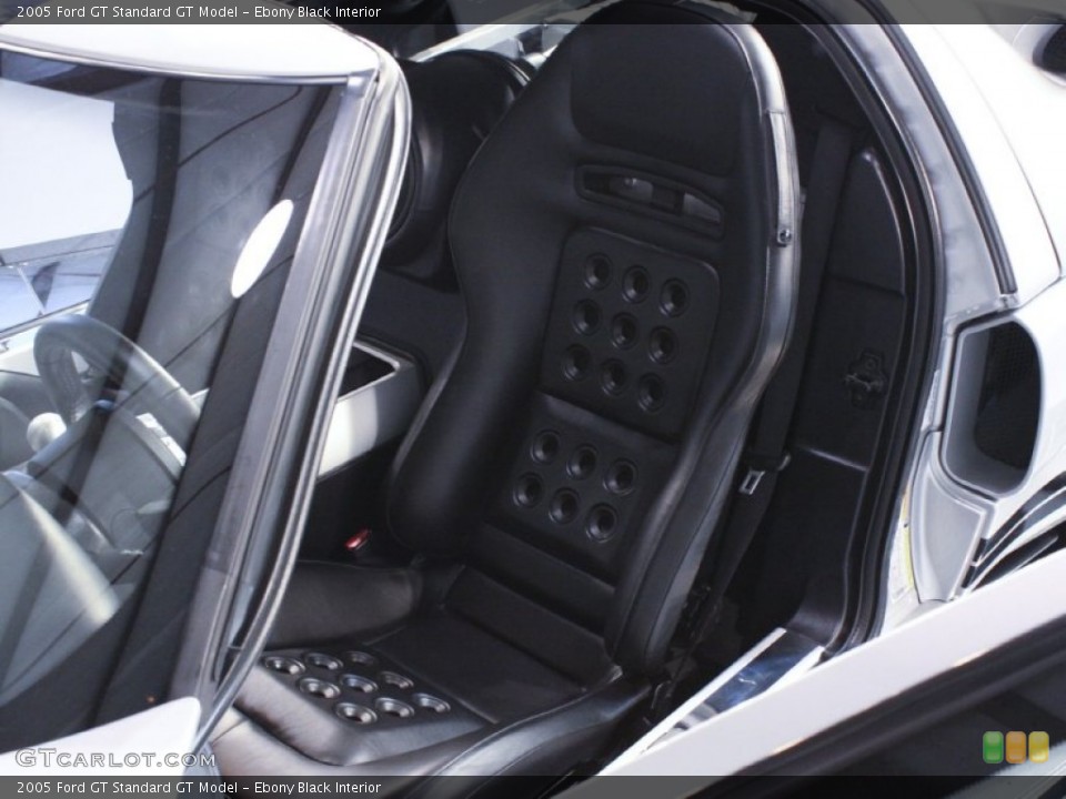 Ebony Black Interior Photo for the 2005 Ford GT  #57130363