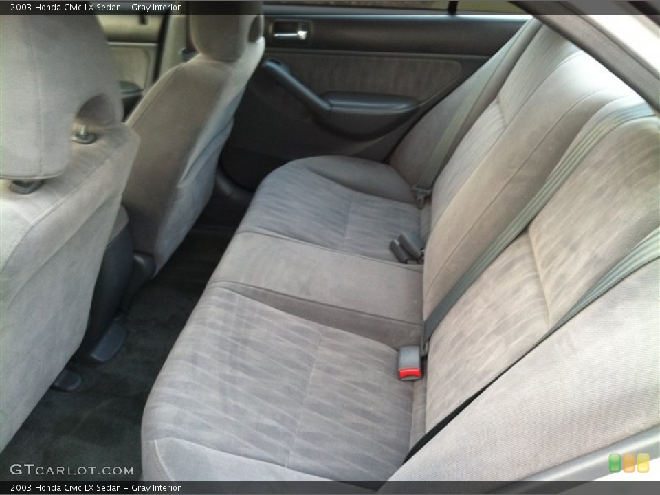 Gray Interior Photo for the 2003 Honda Civic LX Sedan #57147715