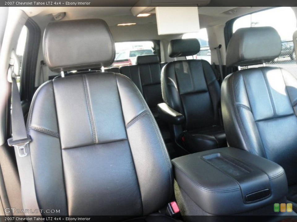Ebony Interior Photo for the 2007 Chevrolet Tahoe LTZ 4x4 #57151327