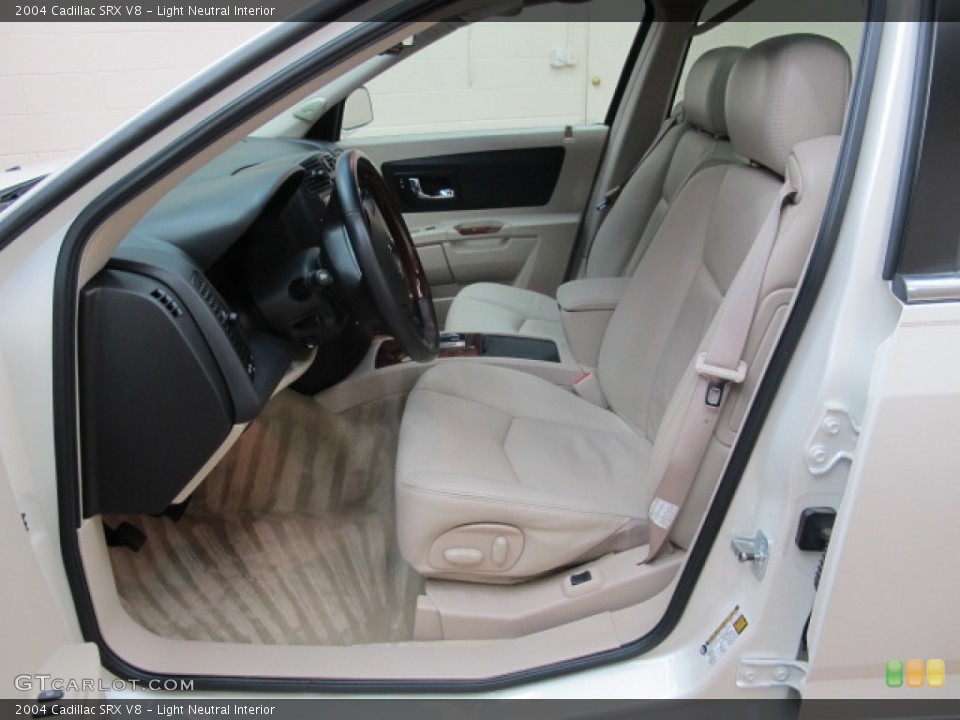 Light Neutral Interior Photo for the 2004 Cadillac SRX V8 #57154131