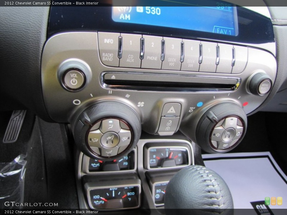 Black Interior Controls for the 2012 Chevrolet Camaro SS Convertible #57158752