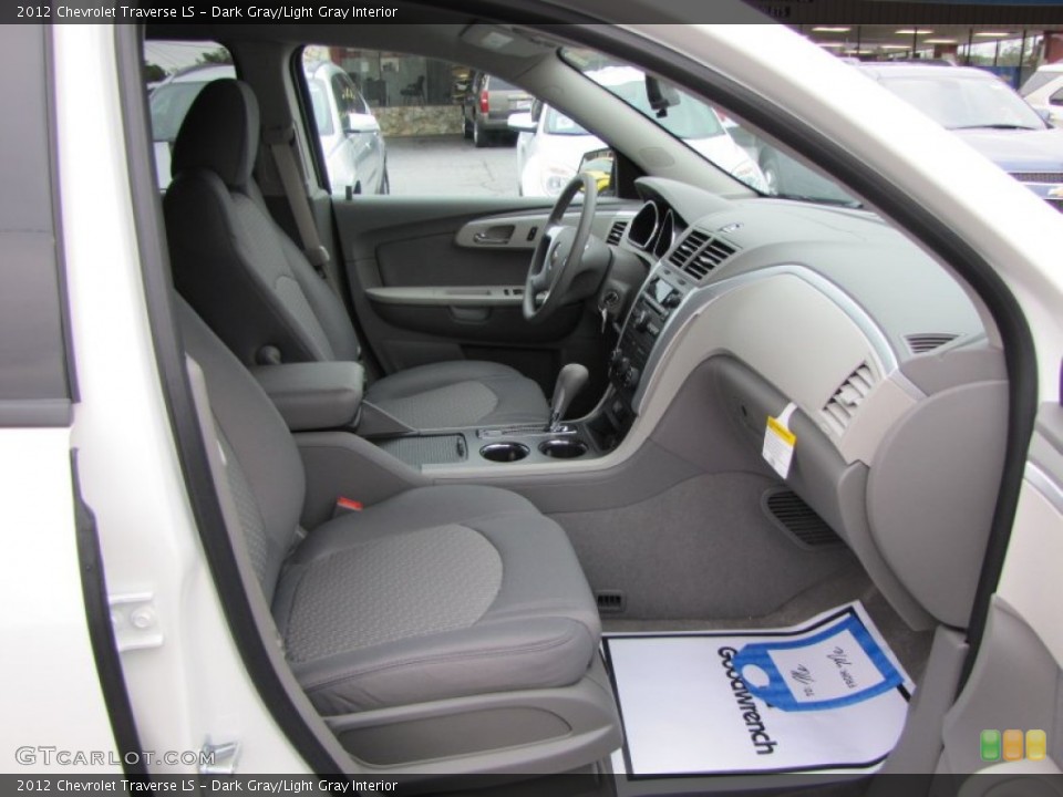 Dark Gray/Light Gray Interior Photo for the 2012 Chevrolet Traverse LS #57158896