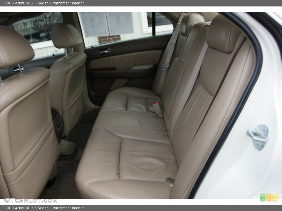 Parchment Interior Photo for the 2000 Acura RL 3.5 Sedan #57159631