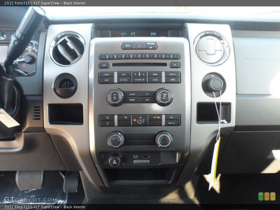 Black Interior Controls for the 2012 Ford F150 XLT SuperCrew #57171377