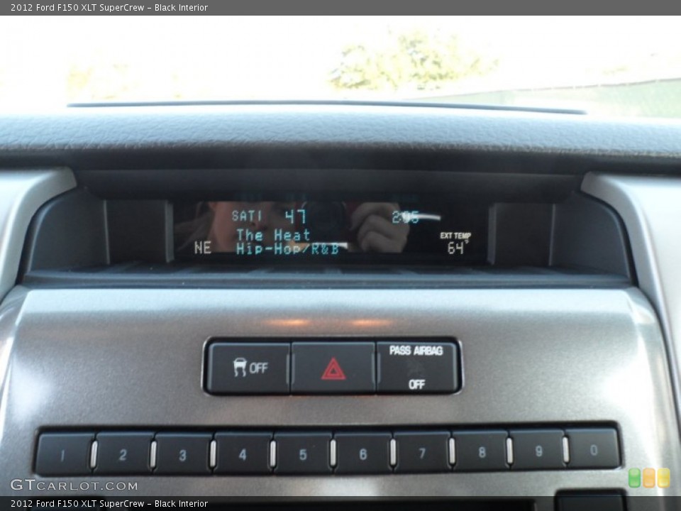 Black Interior Controls for the 2012 Ford F150 XLT SuperCrew #57171383