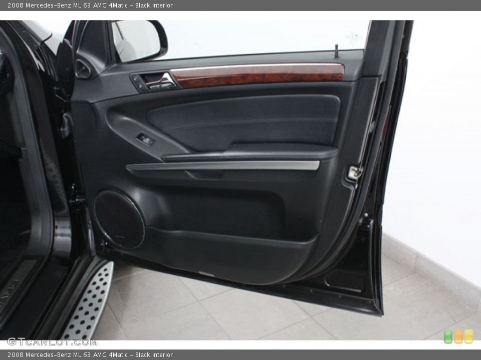 Black Interior Door Panel for the 2008 Mercedes-Benz ML 63 AMG 4Matic #57180043