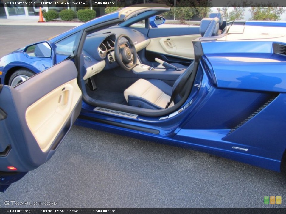 Blu Scylla Interior Photo for the 2010 Lamborghini Gallardo LP560-4 Spyder #57184189
