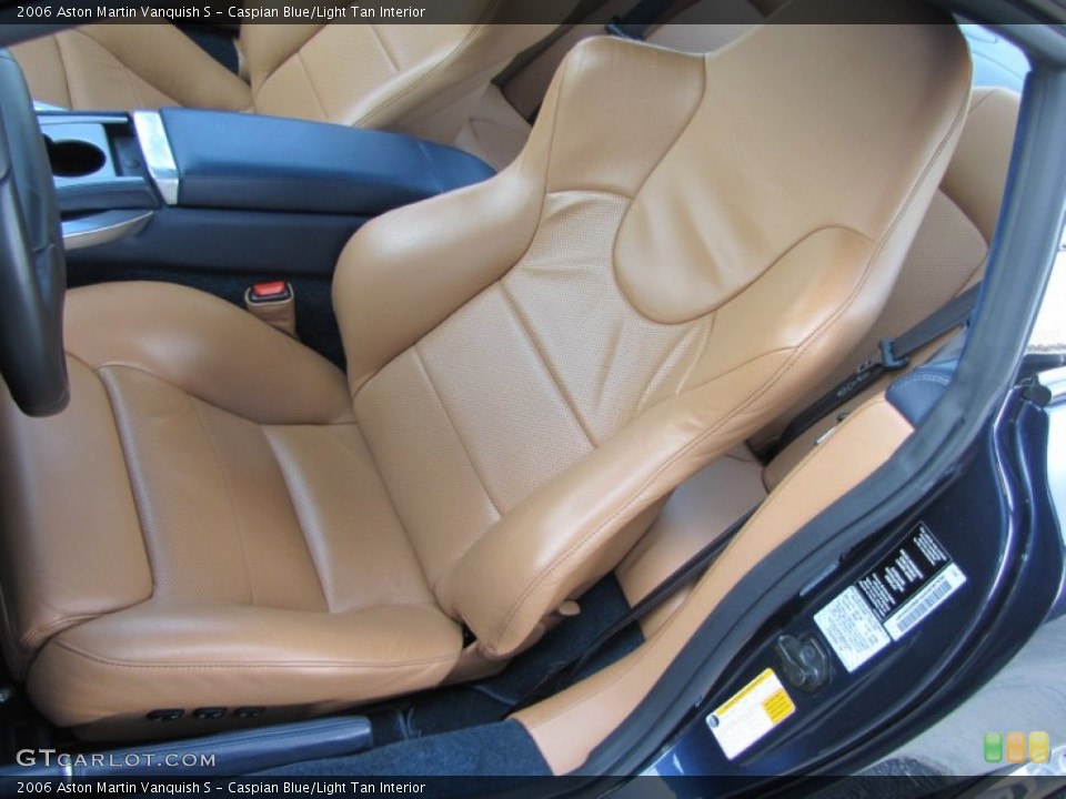 Caspian Blue/Light Tan Interior Photo for the 2006 Aston Martin Vanquish S #57185328