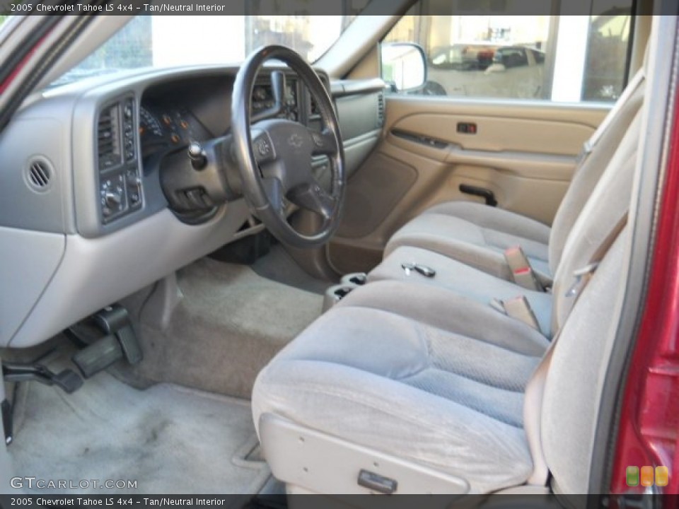 Tan/Neutral Interior Photo for the 2005 Chevrolet Tahoe LS 4x4 #57190878