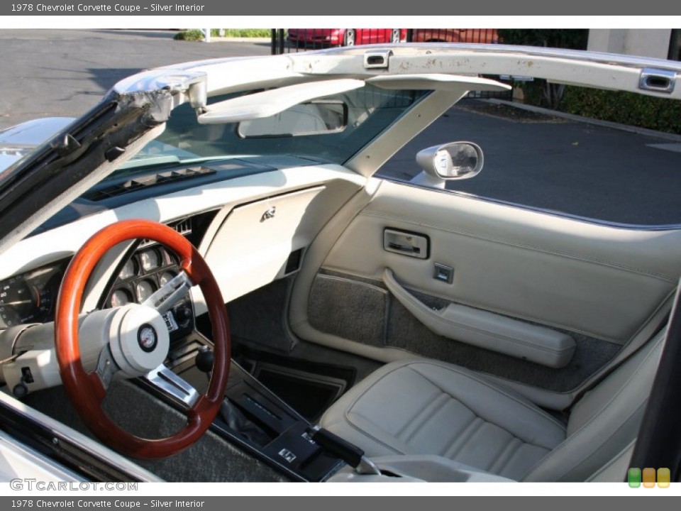Silver Interior Photo for the 1978 Chevrolet Corvette Coupe #57193513