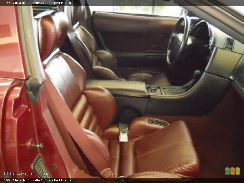 Red Interior Photo for the 1993 Chevrolet Corvette Coupe #57193717