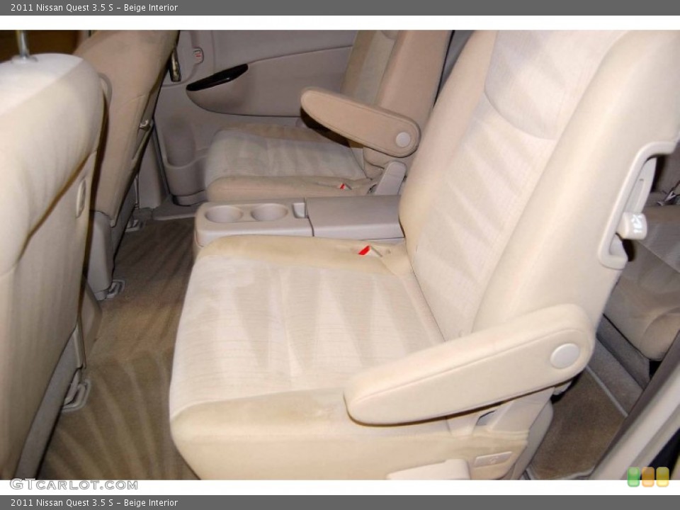 Beige Interior Photo for the 2011 Nissan Quest 3.5 S #57202585