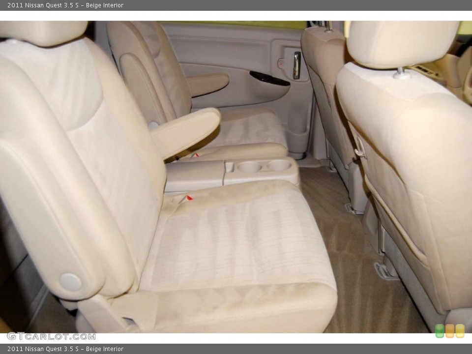 Beige Interior Photo for the 2011 Nissan Quest 3.5 S #57202614