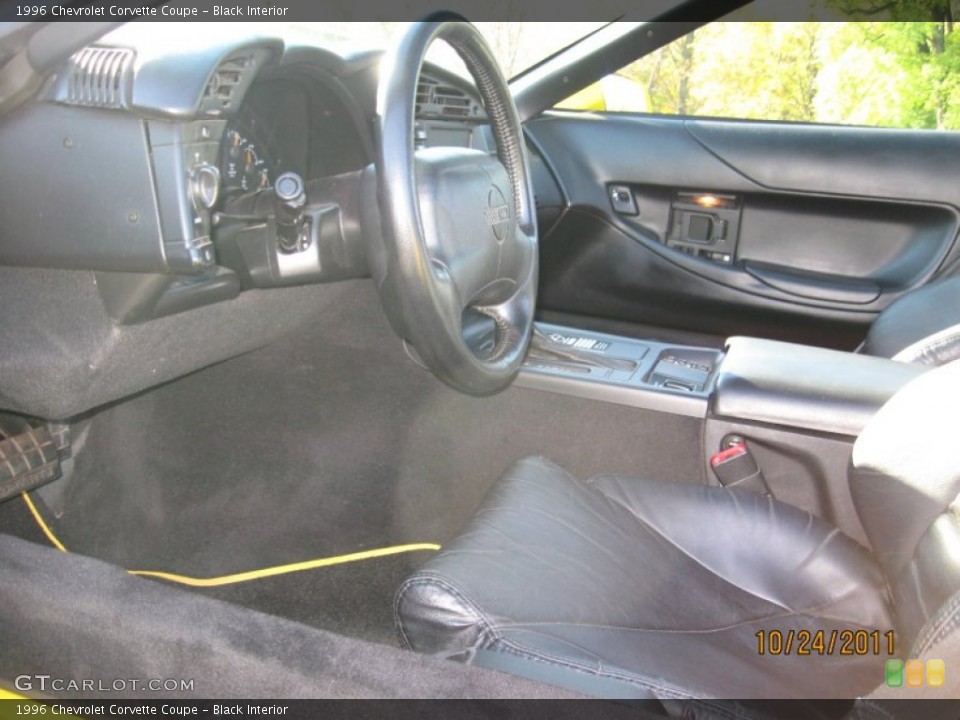 Black Interior Photo for the 1996 Chevrolet Corvette Coupe #57215477