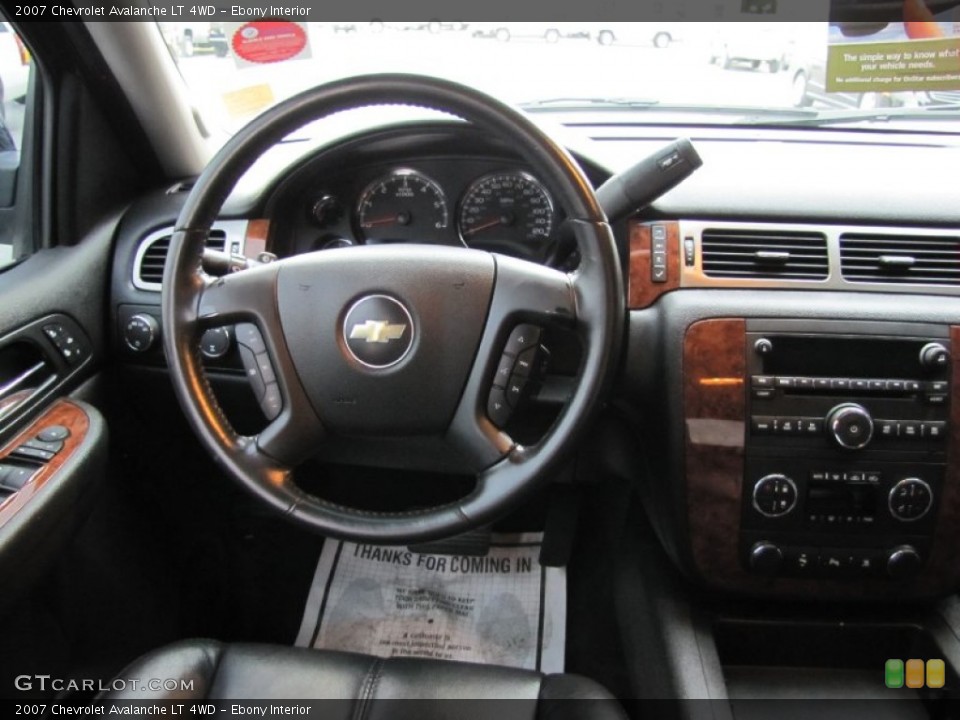 Ebony Interior Dashboard for the 2007 Chevrolet Avalanche LT 4WD #57221704