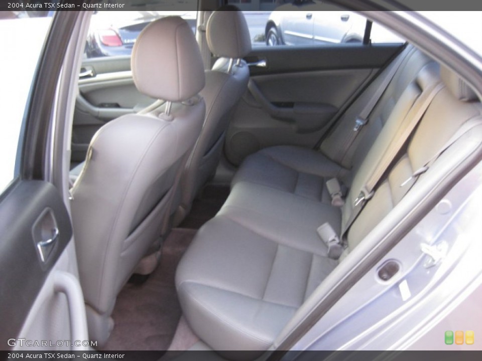 Quartz Interior Photo for the 2004 Acura TSX Sedan #57230188