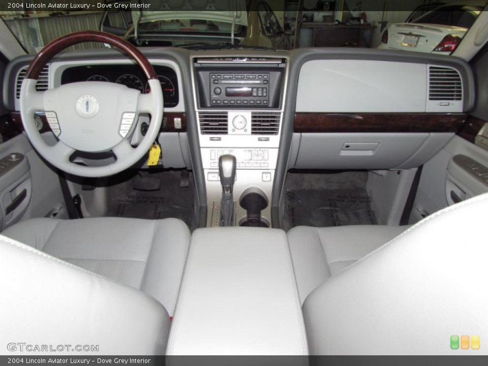 Dove Grey Interior Dashboard for the 2004 Lincoln Aviator Luxury #57233722