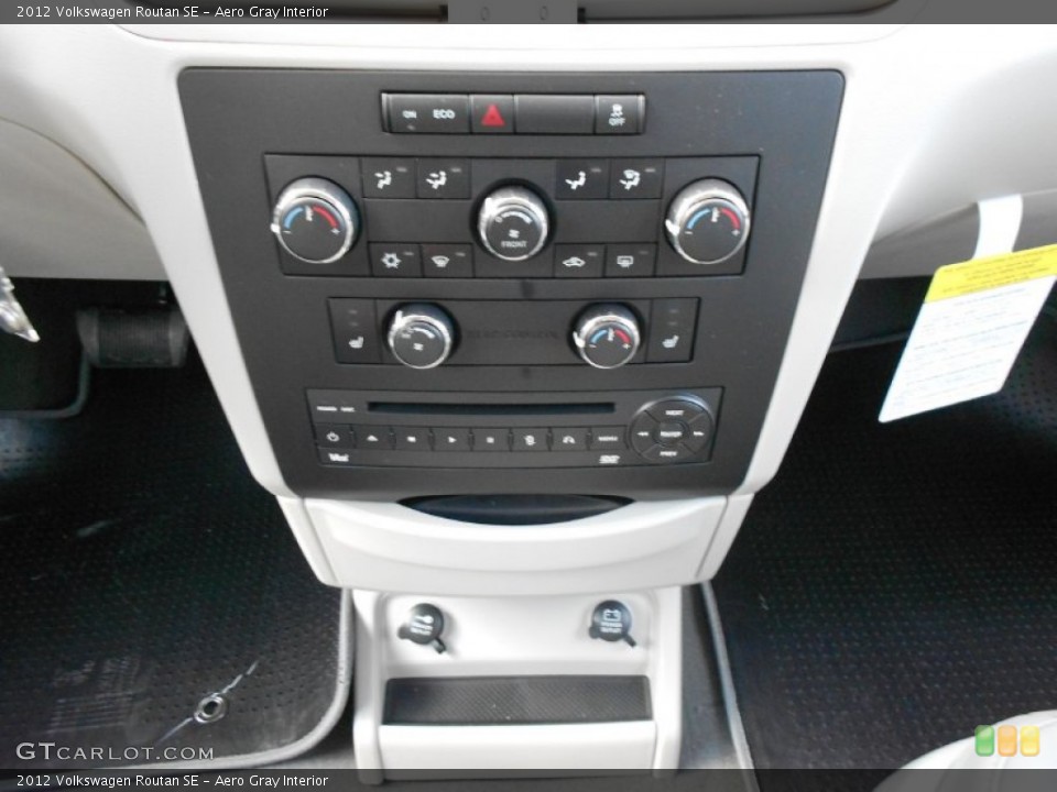 Aero Gray Interior Controls for the 2012 Volkswagen Routan SE #57234146