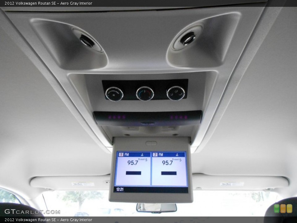 Aero Gray Interior Controls for the 2012 Volkswagen Routan SE #57234161