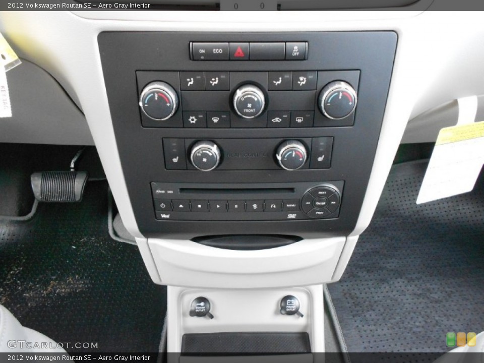 Aero Gray Interior Controls for the 2012 Volkswagen Routan SE #57234377
