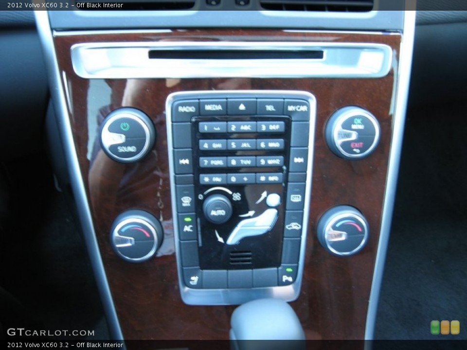 Off Black Interior Controls for the 2012 Volvo XC60 3.2 #57235850