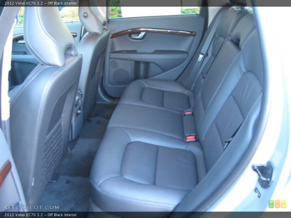 Off Black Interior Photo for the 2012 Volvo XC70 3.2 #57236030