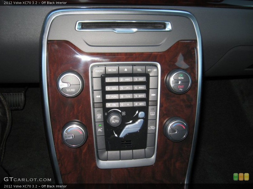 Off Black Interior Controls for the 2012 Volvo XC70 3.2 #57236114