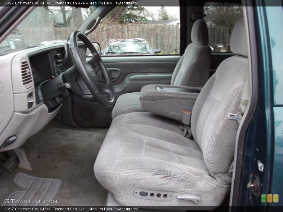 Medium Dark Pewter Interior Photo for the 1997 Chevrolet C/K K1500 Extended Cab 4x4 #57244328