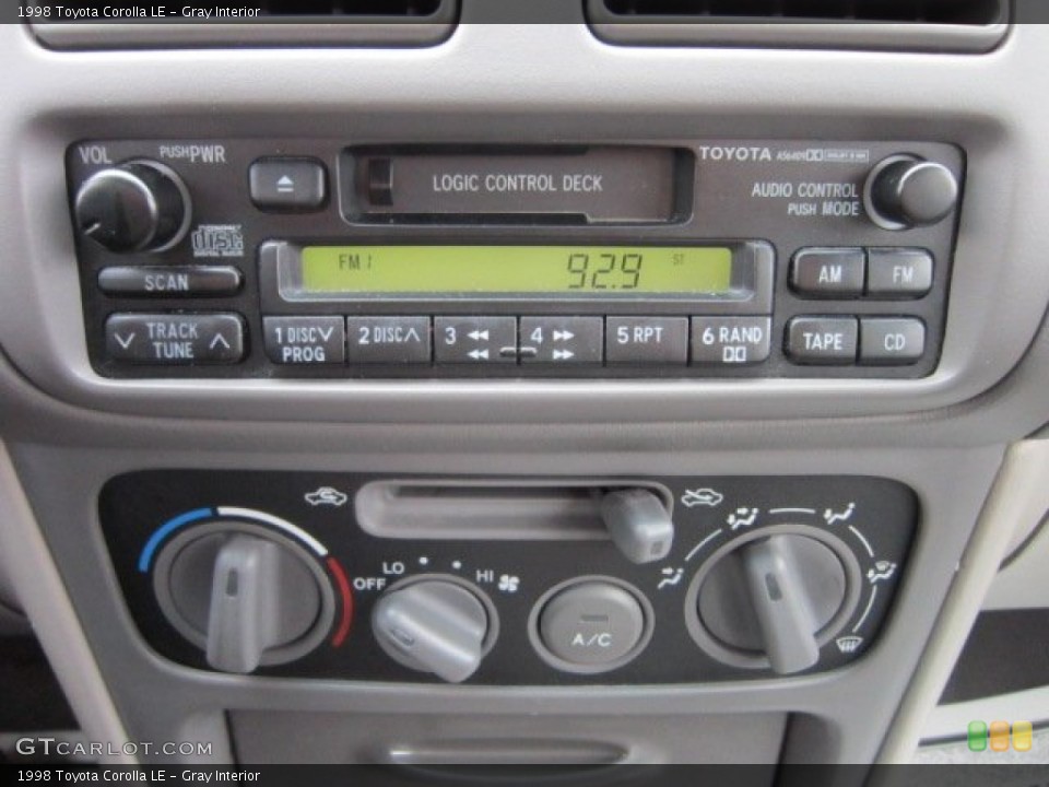 Gray Interior Controls for the 1998 Toyota Corolla LE #57259760