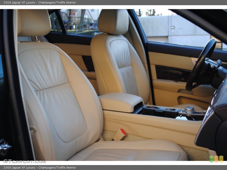 Champagne/Truffle Interior Photo for the 2009 Jaguar XF Luxury #57273123