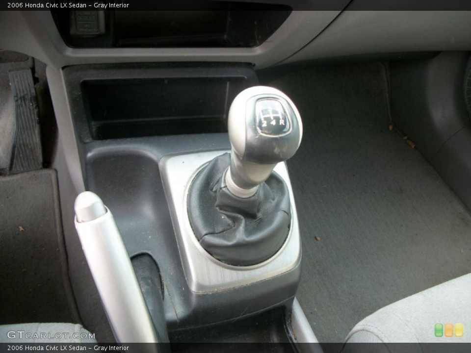 Gray Interior Transmission for the 2006 Honda Civic LX Sedan #57283284