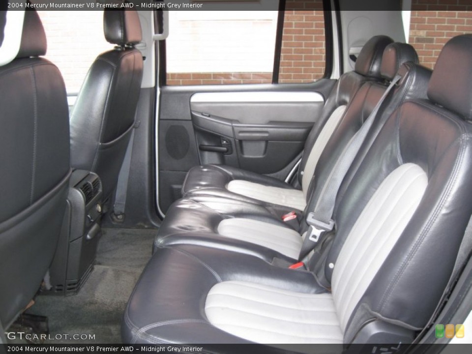 Midnight Grey Interior Photo for the 2004 Mercury Mountaineer V8 Premier AWD #57287772