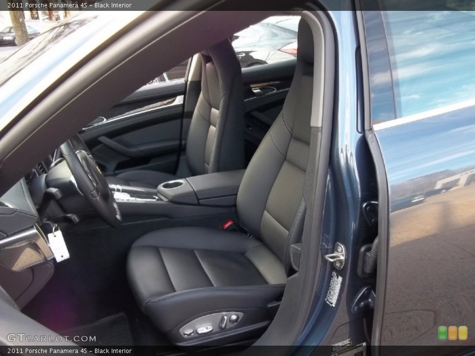Black Interior Photo for the 2011 Porsche Panamera 4S #57305001