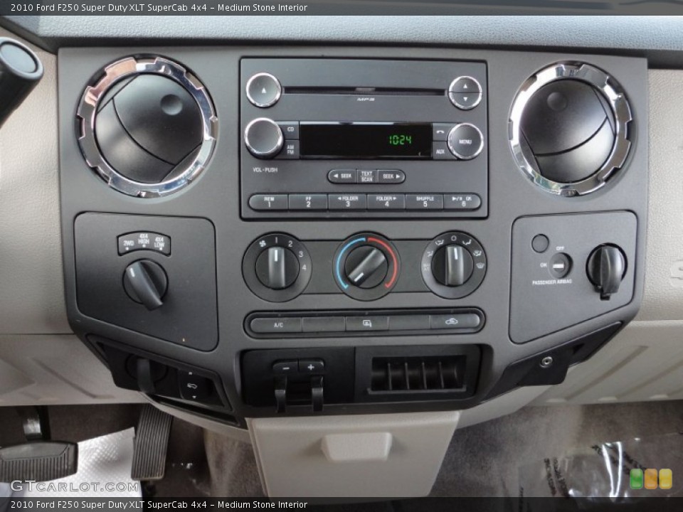 Medium Stone Interior Controls for the 2010 Ford F250 Super Duty XLT SuperCab 4x4 #57305559