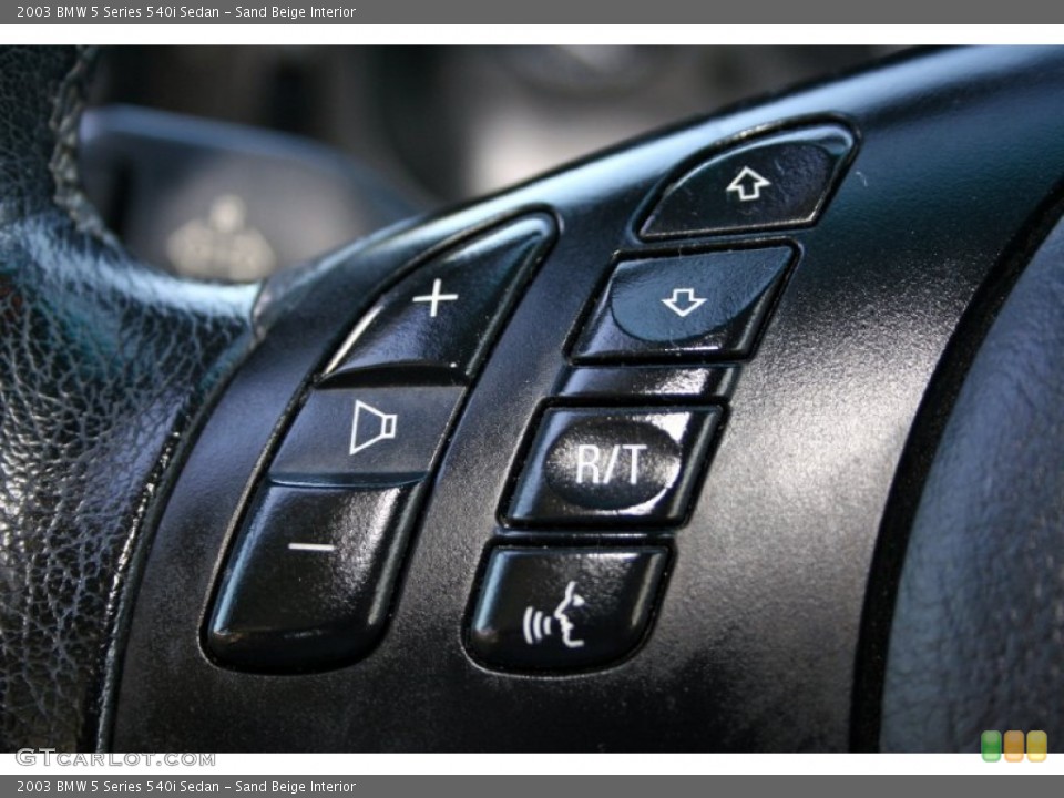 Sand Beige Interior Controls for the 2003 BMW 5 Series 540i Sedan #57314590