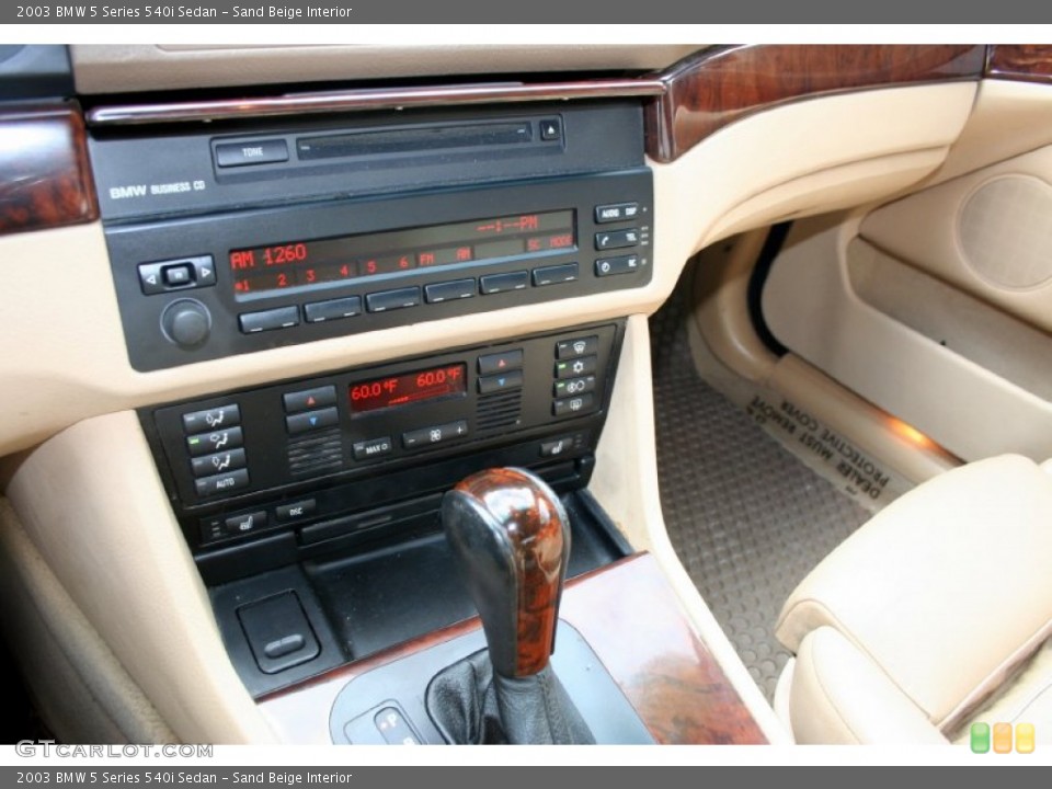 Sand Beige Interior Controls for the 2003 BMW 5 Series 540i Sedan #57314687