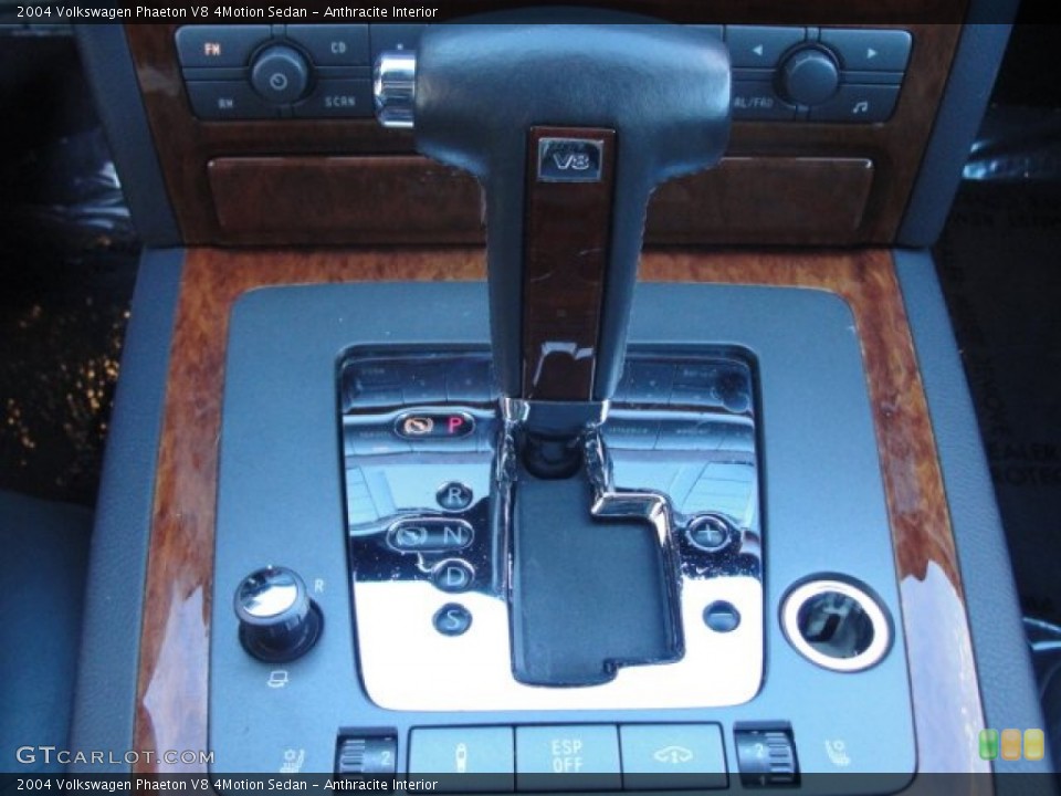 Anthracite Interior Transmission for the 2004 Volkswagen Phaeton V8 4Motion Sedan #57316564