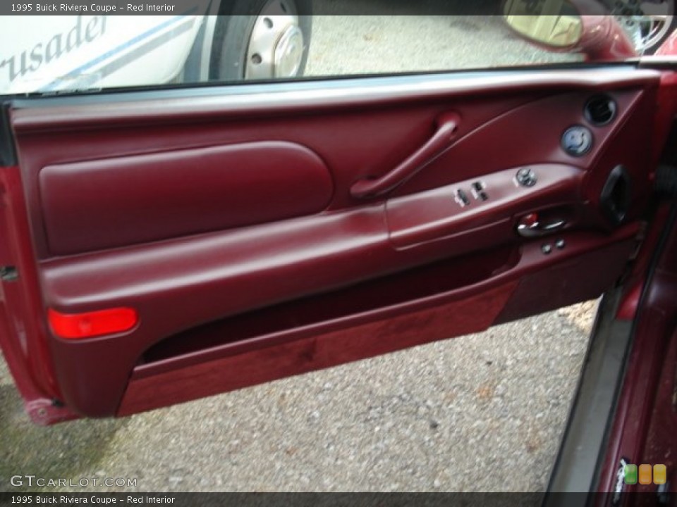 Red Interior Door Panel for the 1995 Buick Riviera Coupe #57319570