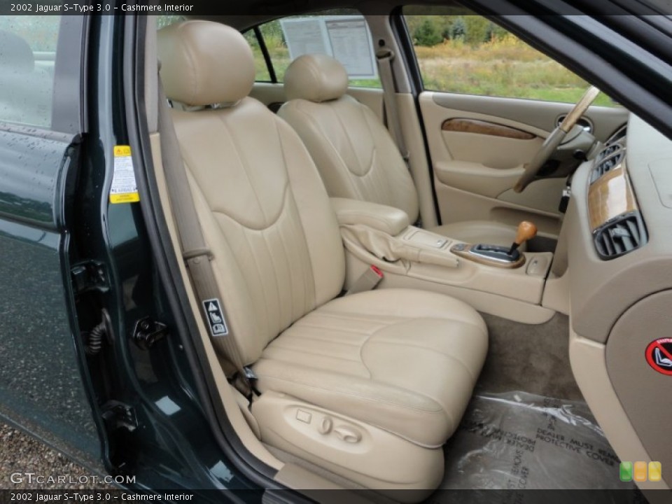 Cashmere Interior Photo for the 2002 Jaguar S-Type 3.0 #57320677