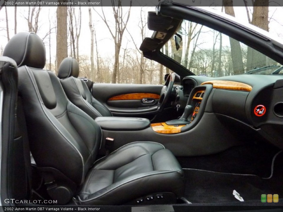 Black Interior Photo for the 2002 Aston Martin DB7 Vantage Volante #57322639