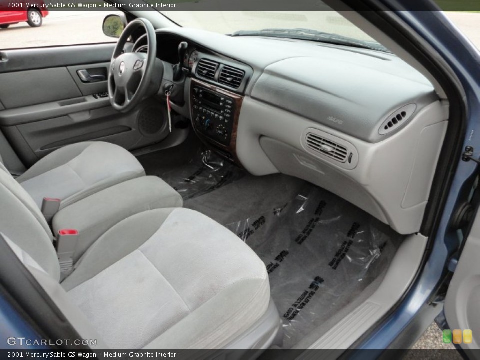 Medium Graphite Interior Photo for the 2001 Mercury Sable GS Wagon #57322681